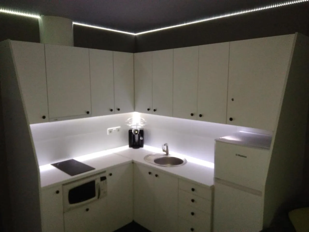 Ferienwohnung Смарт Квартира Метро Теремки, Республіка, Нвц, Феофанія, Магеллан Kiew Ukraine
